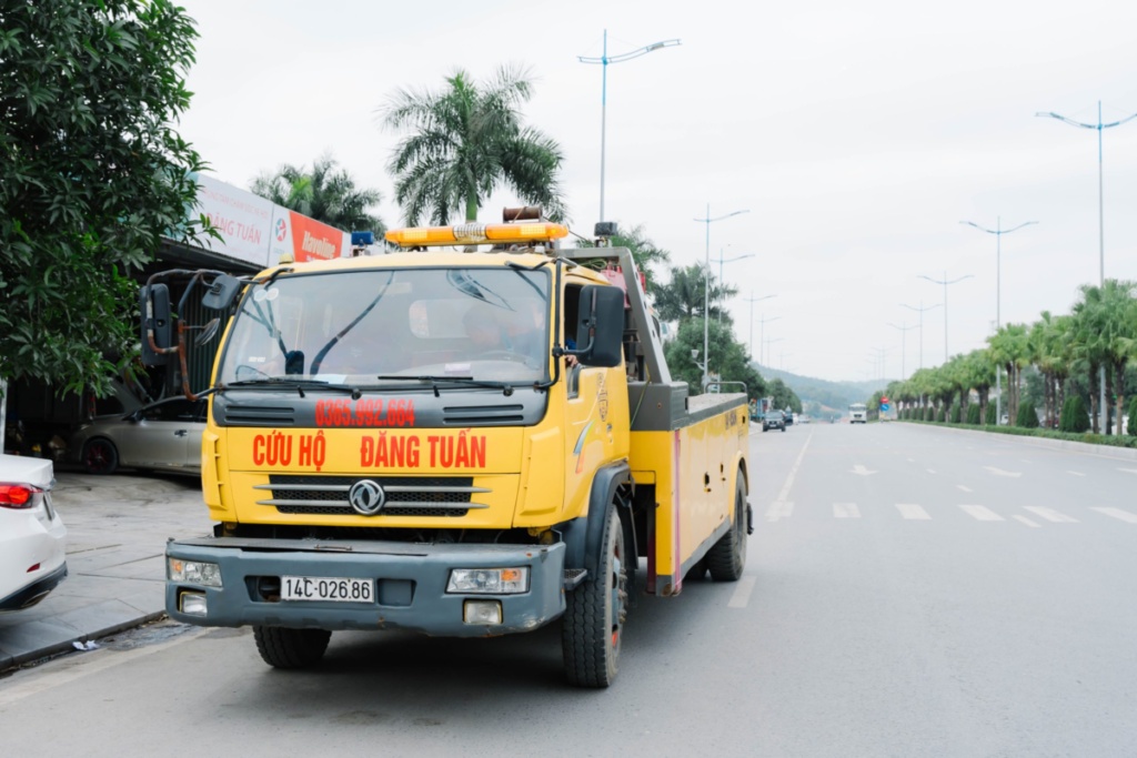 dich-vu-cuu-ho-o-to-o-ha-long