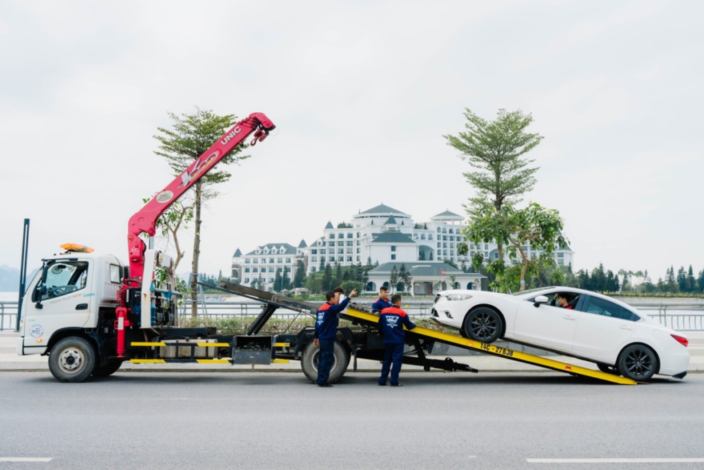 dich-vu-cuu-ho-o-to-cua-Dang-Tuan