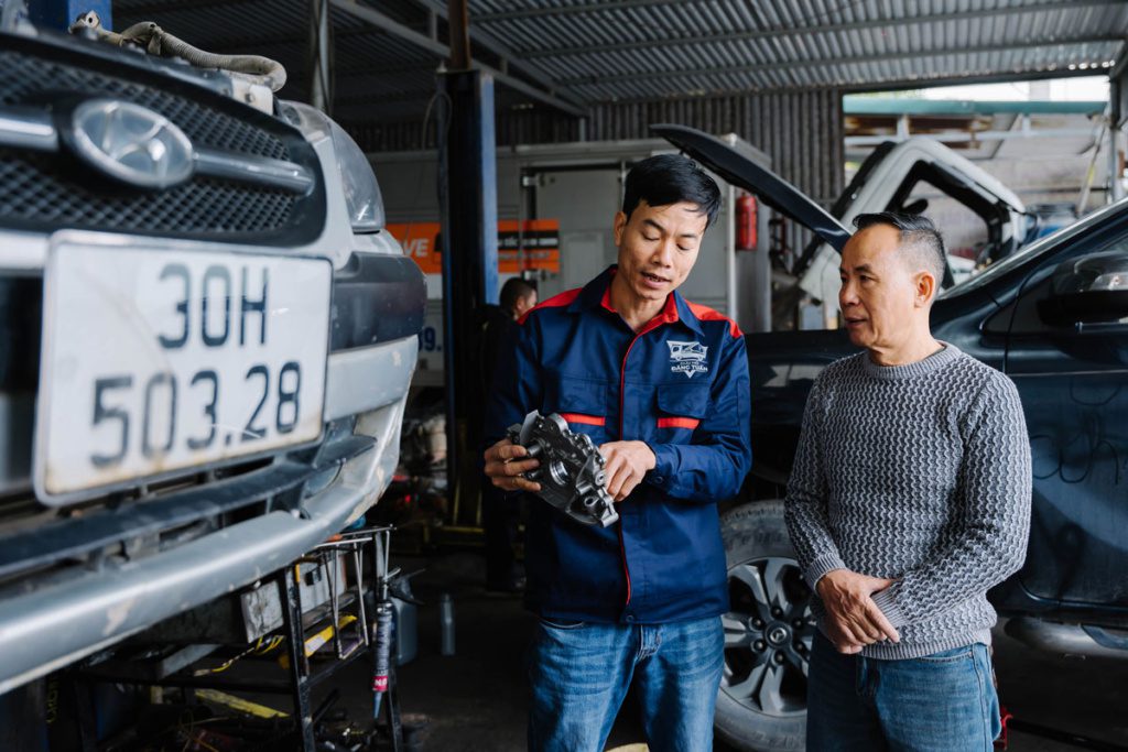 sua-chua-o-to-luu-dong